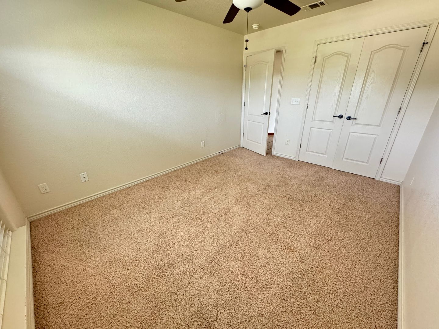 Building Photo - 3710 Salt Fork Dr