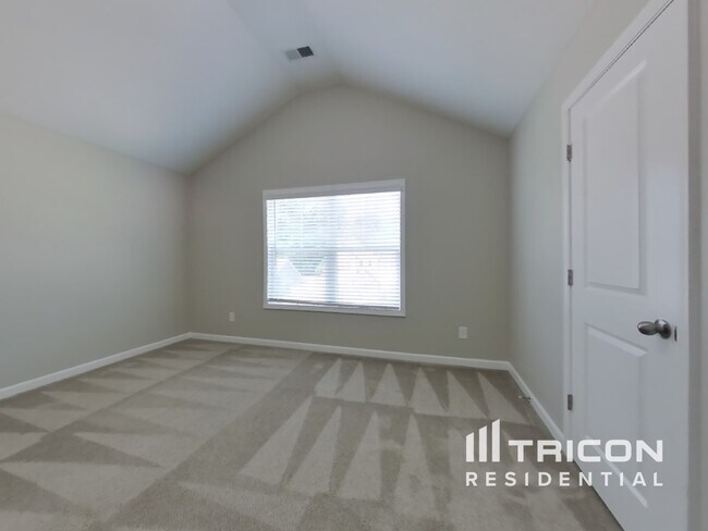 Building Photo - 108 Garner Ln
