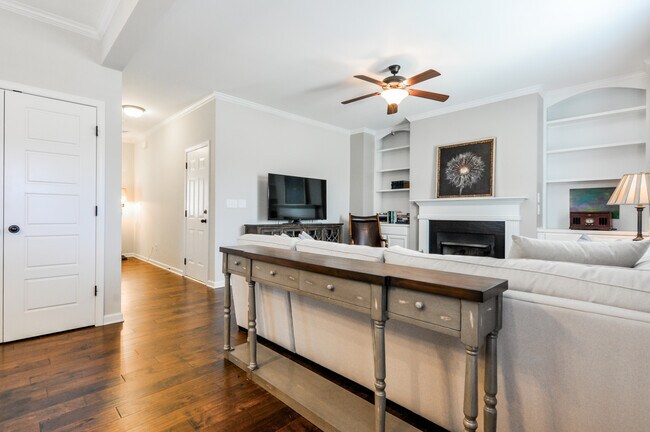 Building Photo - Move in Special-$500 Off your First Full Month! Apply Now! 4-Bedroom Home in Downtown Clayton’s C...