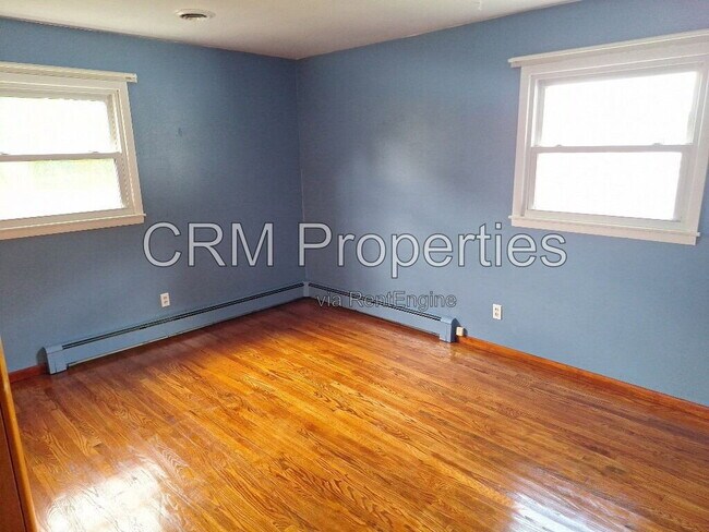 Building Photo - 3505 Melody Ln W
