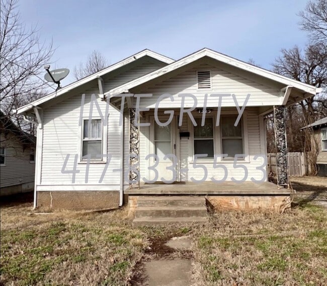 Primary Photo - 1325 W Elm St