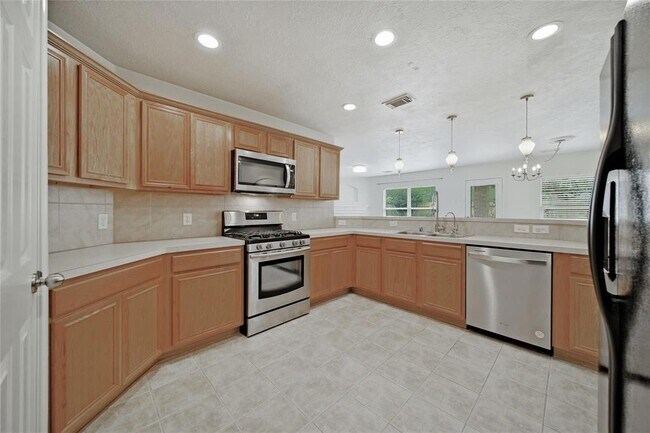 Building Photo - 19247 N Piper Grove Dr