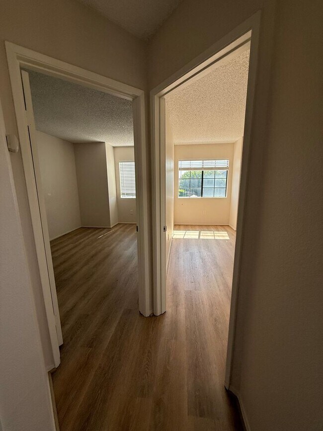 Building Photo - Wonderful 4 Bedroom 2-story Townhome in "F...