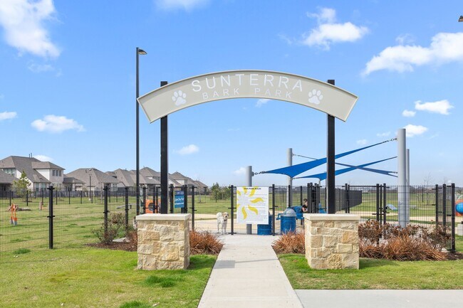 Building Photo - 3225 Isabella Fls Dr