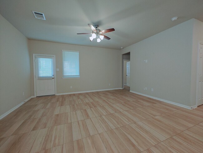 Building Photo - 26046 Quiet Field Ct