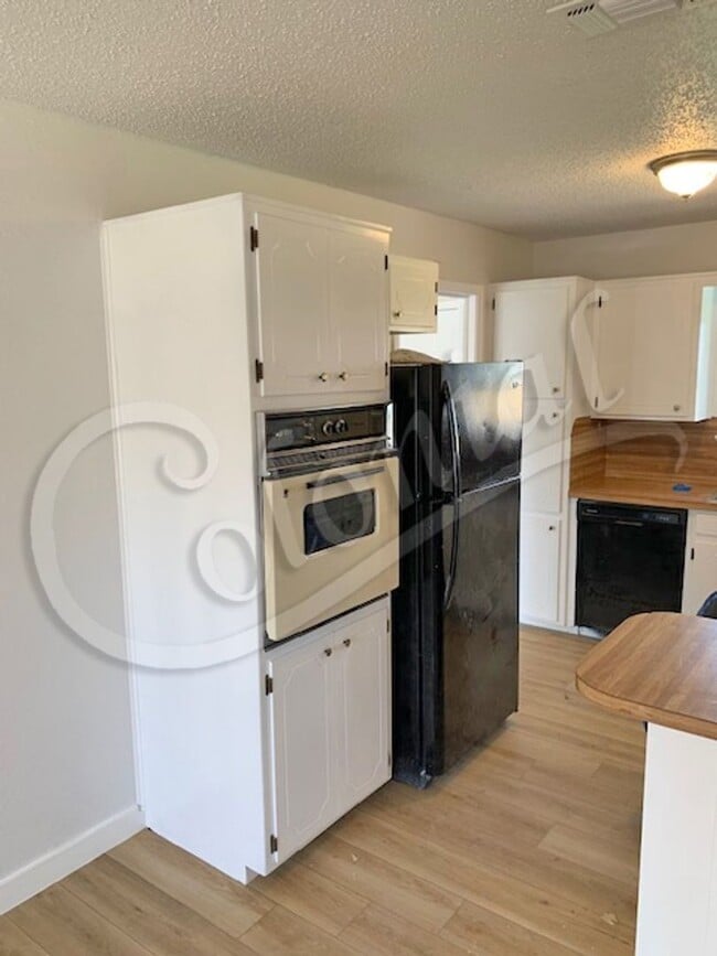 Building Photo - 709 Beaver Trail