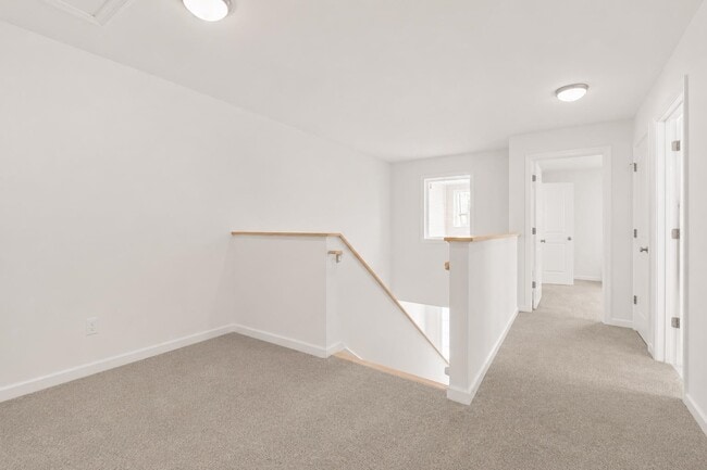 Building Photo - 51 Blacksmith Dr