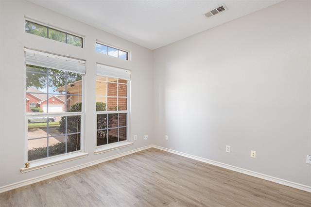 Building Photo - 2809 Ventanna Dr