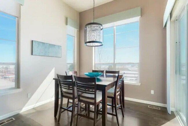 Building Photo - 9412 Joyce Way