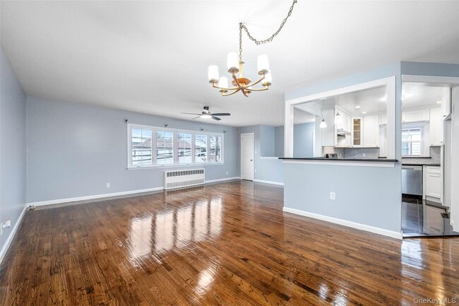 Building Photo - 22 Sandalwood Ave