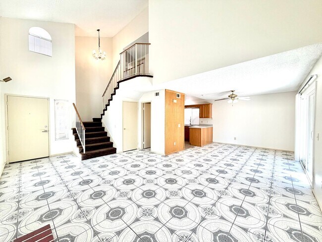 Building Photo - Gated 3 Bedroom 2.5 Bath Home with Bonus Room & Private Balcony