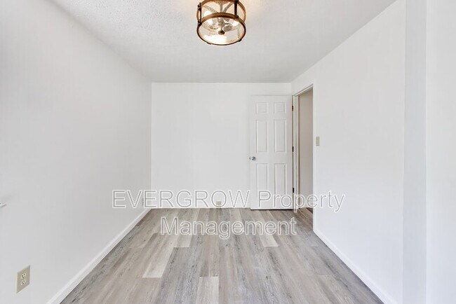 Building Photo - 3741 Lima Ct