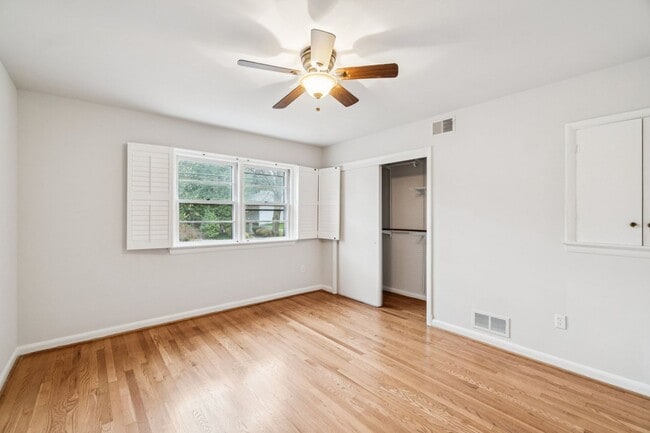 Building Photo - Charming 4BR/2BA Home for Rent in McLean!