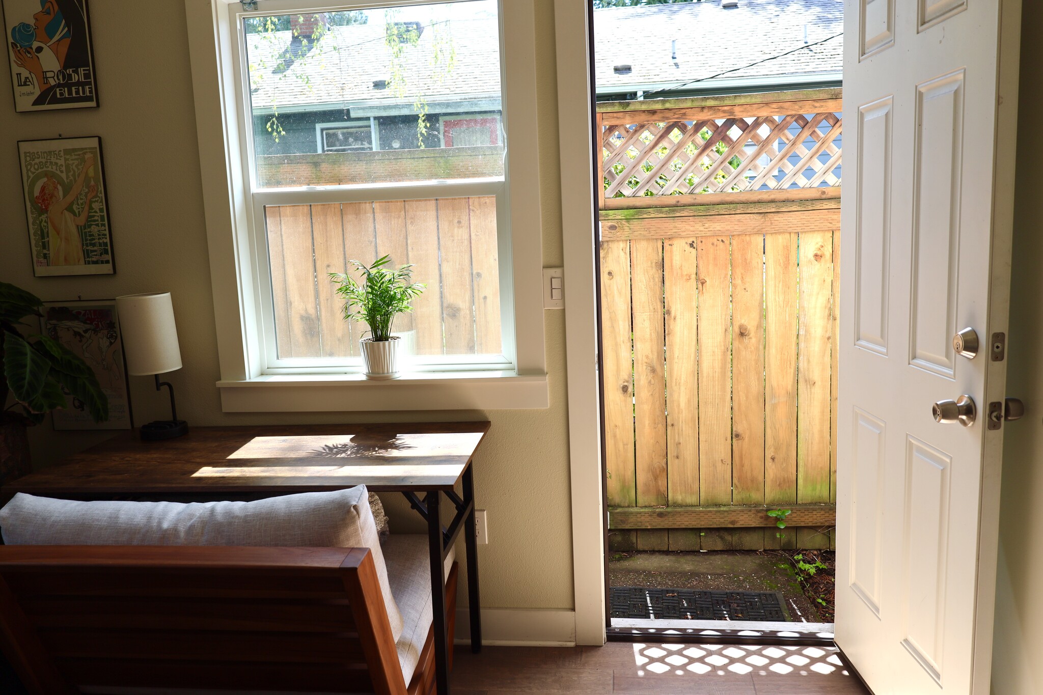 Building Photo - 712 SE 42nd Ave