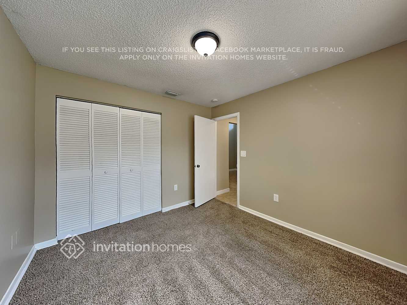 Building Photo - 14624 SW 127th Ct