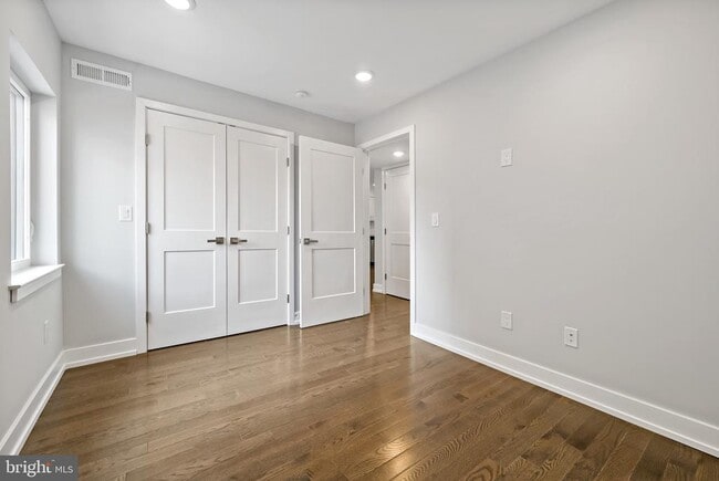 Building Photo - 1533 N 2nd St