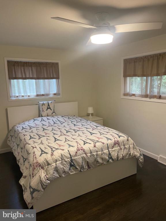 Building Photo - 54 War Trophy Ln