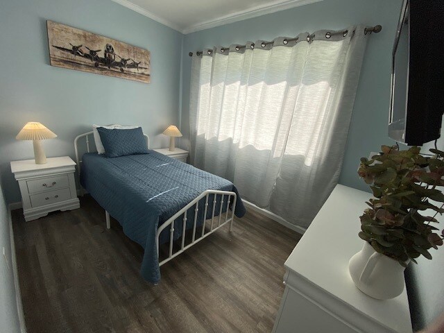 Building Photo - 3387 Cedar Ln