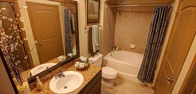 Building Photo - 2 bedroom in Houston TX 77069