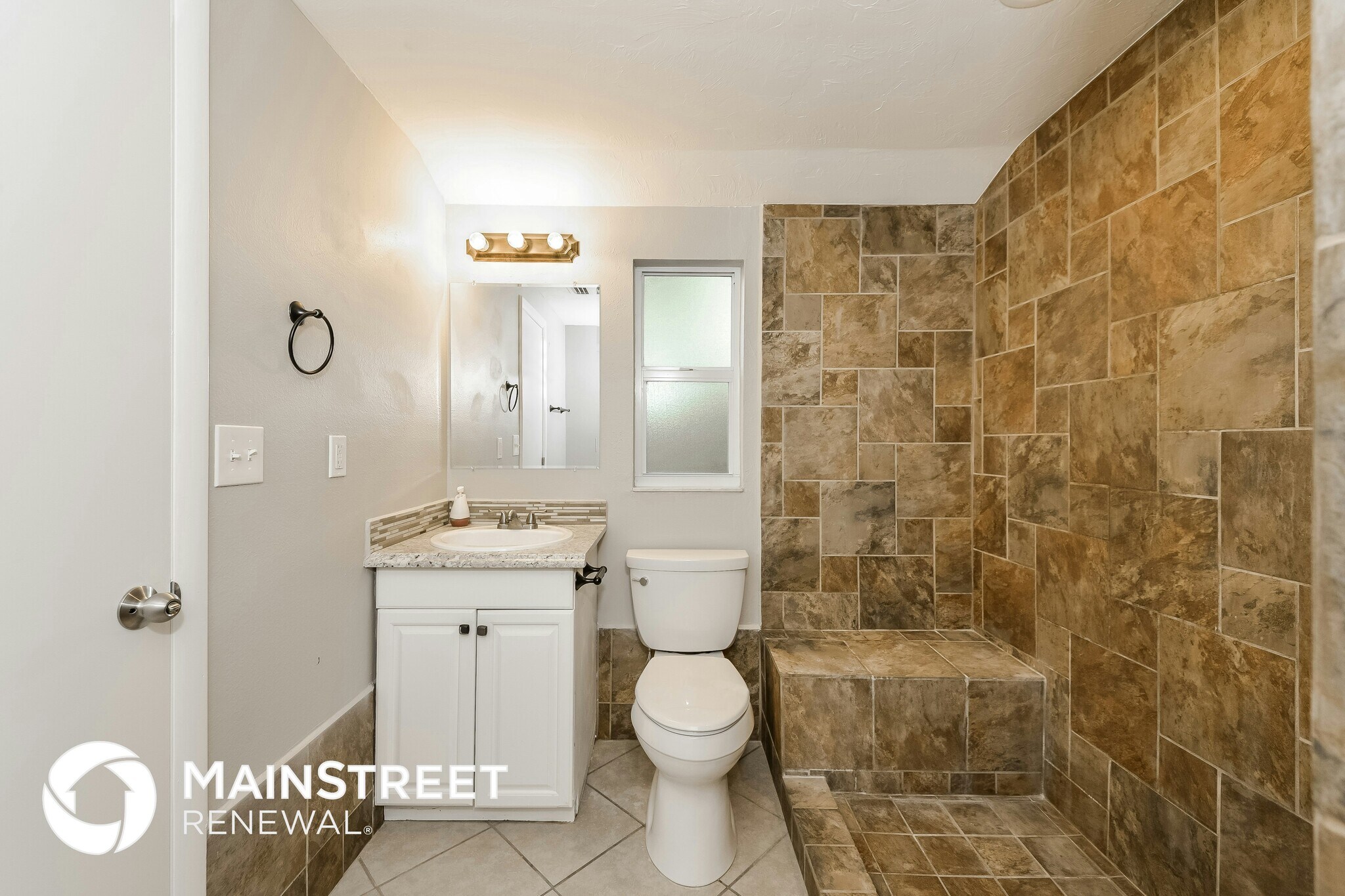 Building Photo - 5432 Kensington St