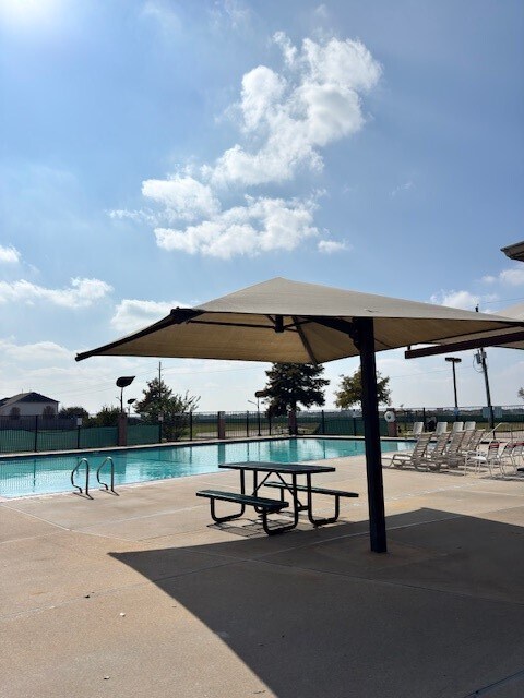 Building Photo - 18426 Cypress Lake Village Dr