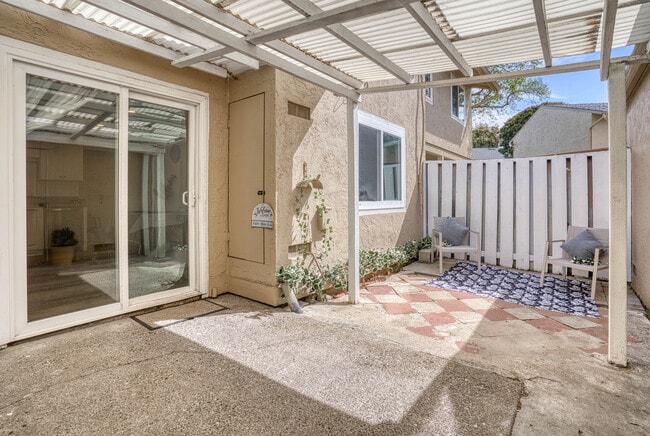 Building Photo - 4252 Comet Cir