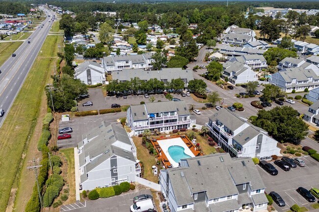 Building Photo - 3700 Golf Colony Ln
