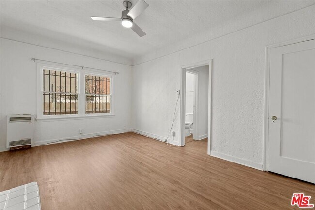 Building Photo - 630 Cochran Ave
