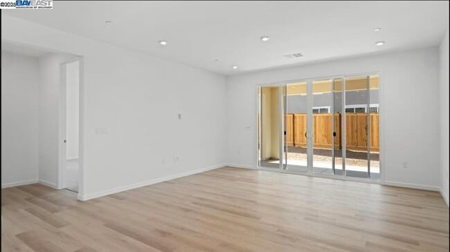 Building Photo - 3000 Red Canard Wy