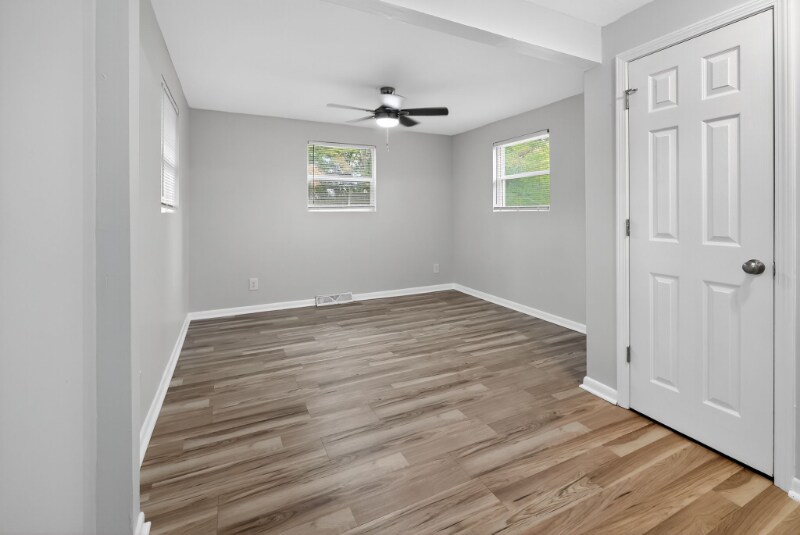 Building Photo - 7211 Hambright Rd