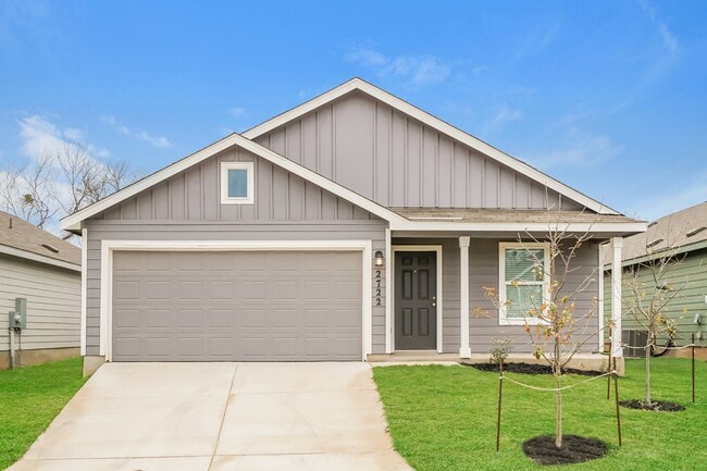 Building Photo - 2722 Robles St