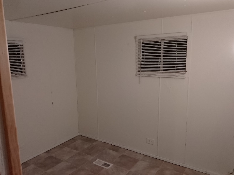 Building Photo - 675 7th St