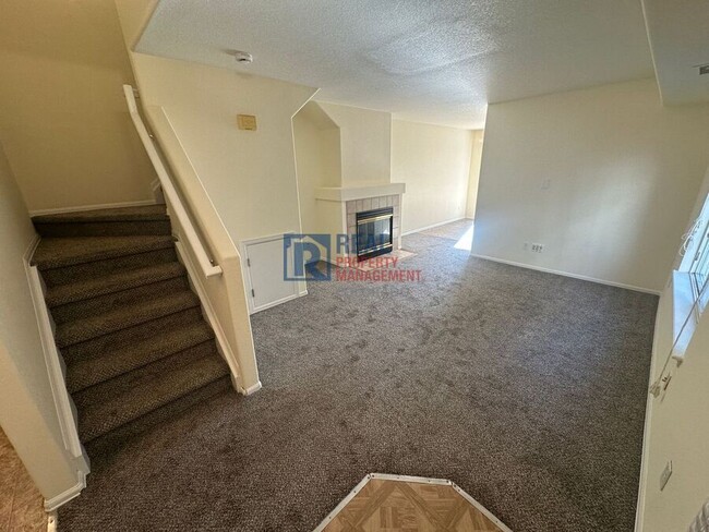 Primary Photo - 1381 S Cathay Ct