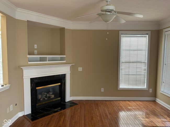 Building Photo - 8645 Meridian Square Dr