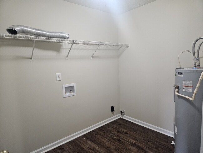 Building Photo - 1141 Micha Way