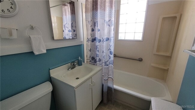 Building Photo - 6 Balzac Ct