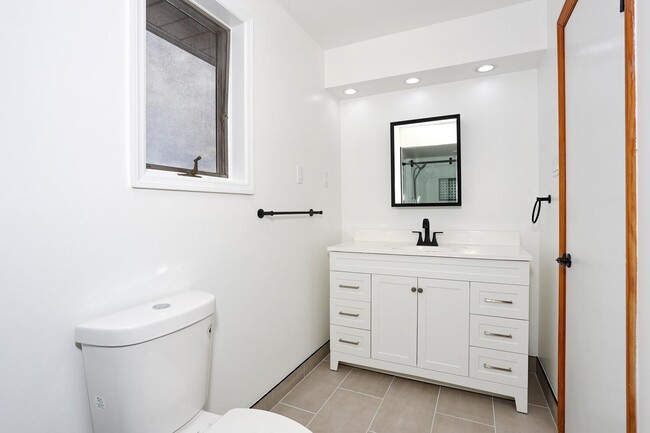 Building Photo - 1150 70th St