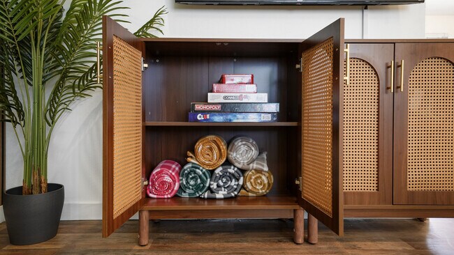 Building Photo - 423 W 1640 S