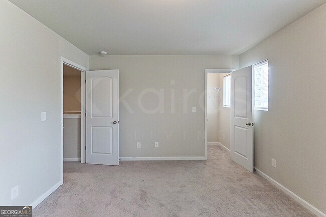 Building Photo - 828 Dove Tree Ln