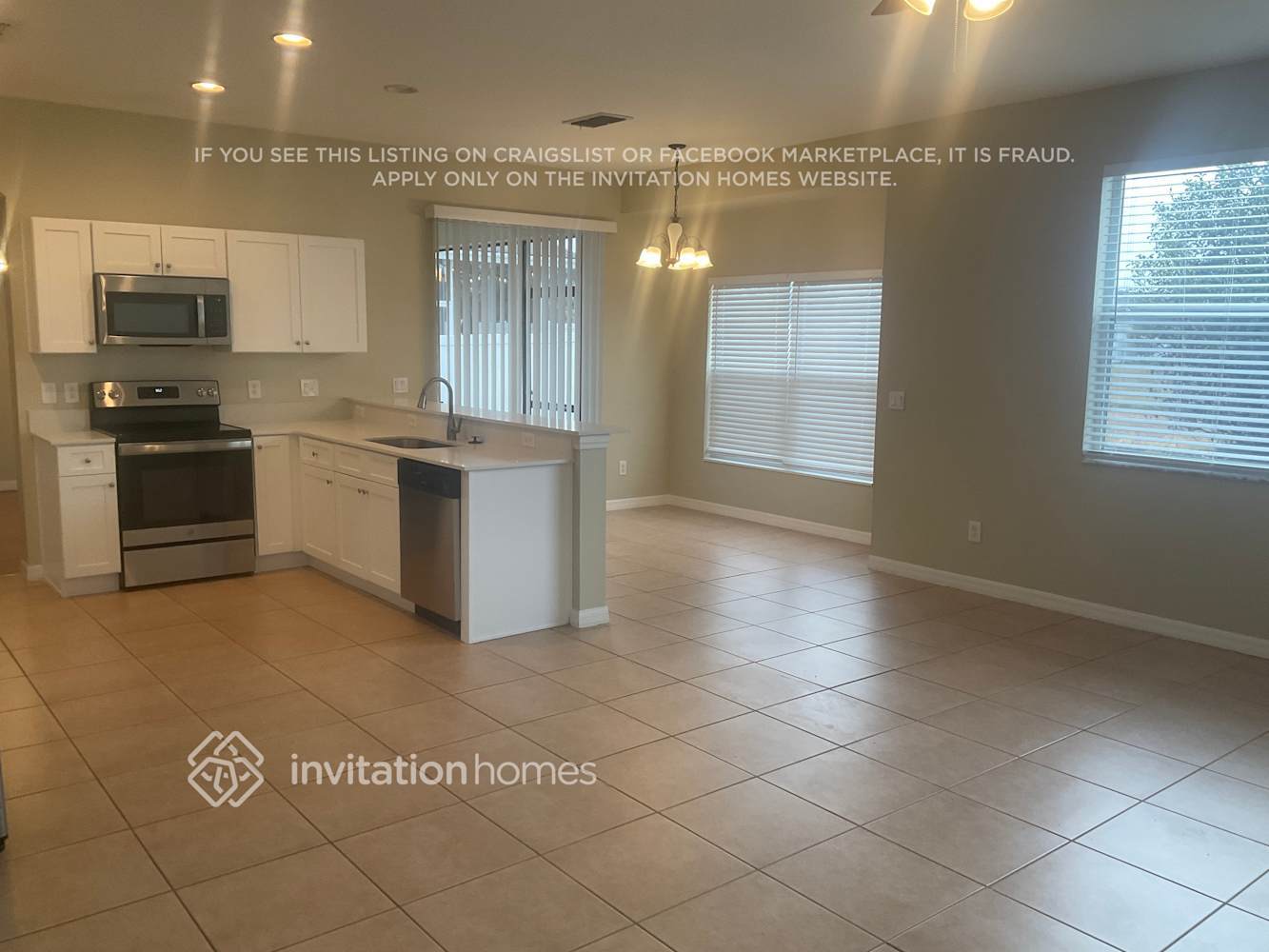 Building Photo - 5033 Walnut Ridge Dr