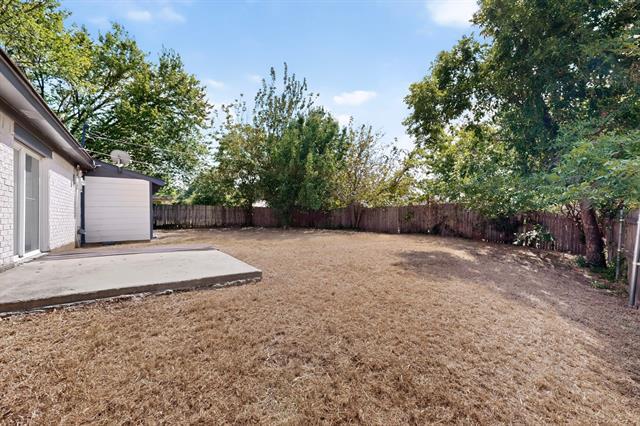 Building Photo - 6000 Cool Springs Dr
