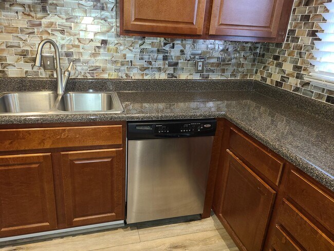 Building Photo - 6452 Dillard Pl