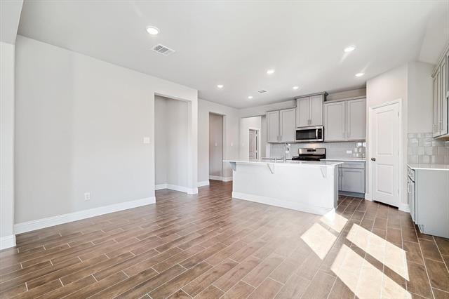 Building Photo - 405 Portina Dr