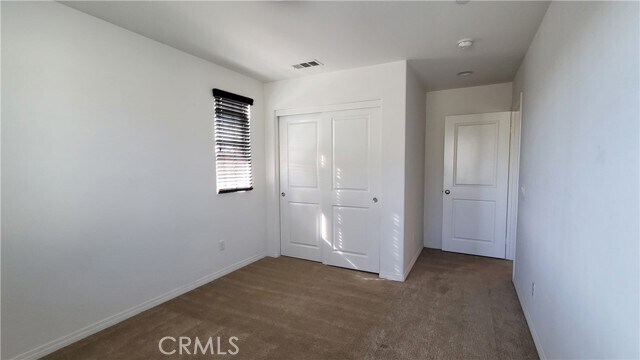 Building Photo - 89 Linden Ln