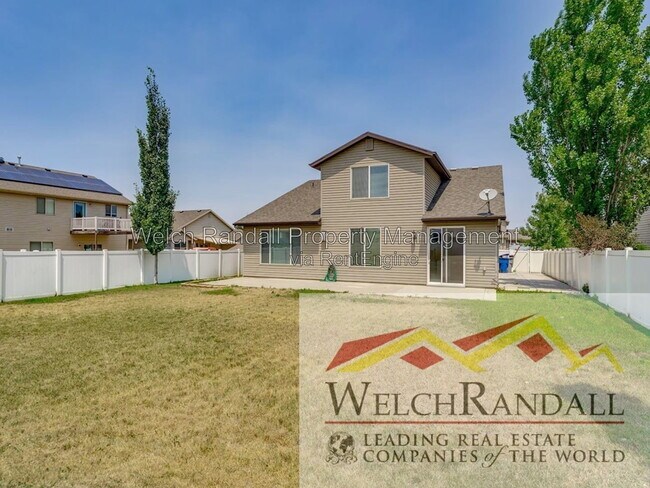 Building Photo - 897 Oxford Dr