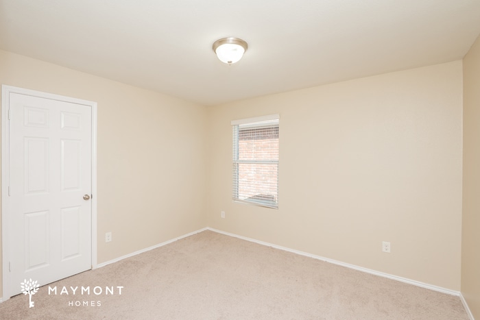Building Photo - 10008 Calcite Dr