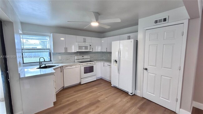 Building Photo - 6586 NW 4th St