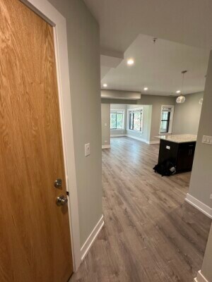 Building Photo - 1145 Maple Ave