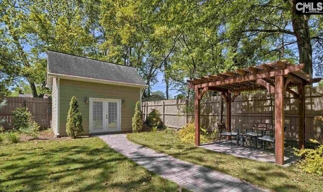 Building Photo - 3011 Clark St