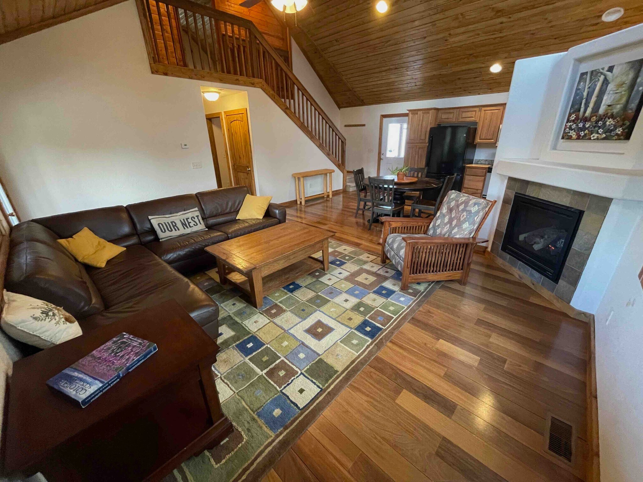 Building Photo - 511 N Aspen St